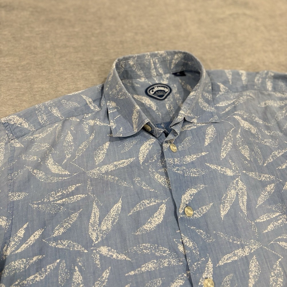 Callaway Golf Shirt Men XL Blue Leaf Print Short Sleeve Button Up Camp Resort
